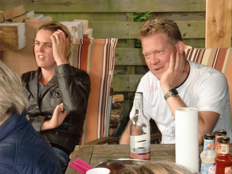 marijeenpietbedanktvoordelekkerebbqendegastvrijheid.jpg